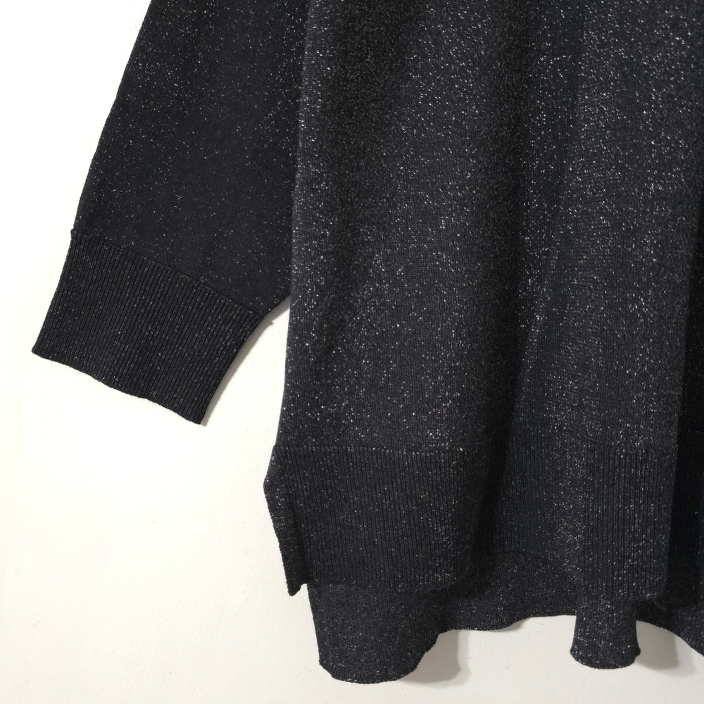 T TAHARI Plus Size Glitter Metallic Black Knit Crewneck Sweater, Longer Back, 1X - Picture 5 of 17